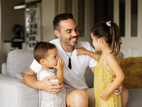 10 Everyday Māori Phrases To Use With Tamariki