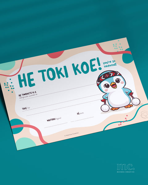 He Toki Koe Māori creativity certificate for children – bilingual classroom award for primary school and kura kaupapa with illustration of a korora penguin wearing a tīpare and holding poi
